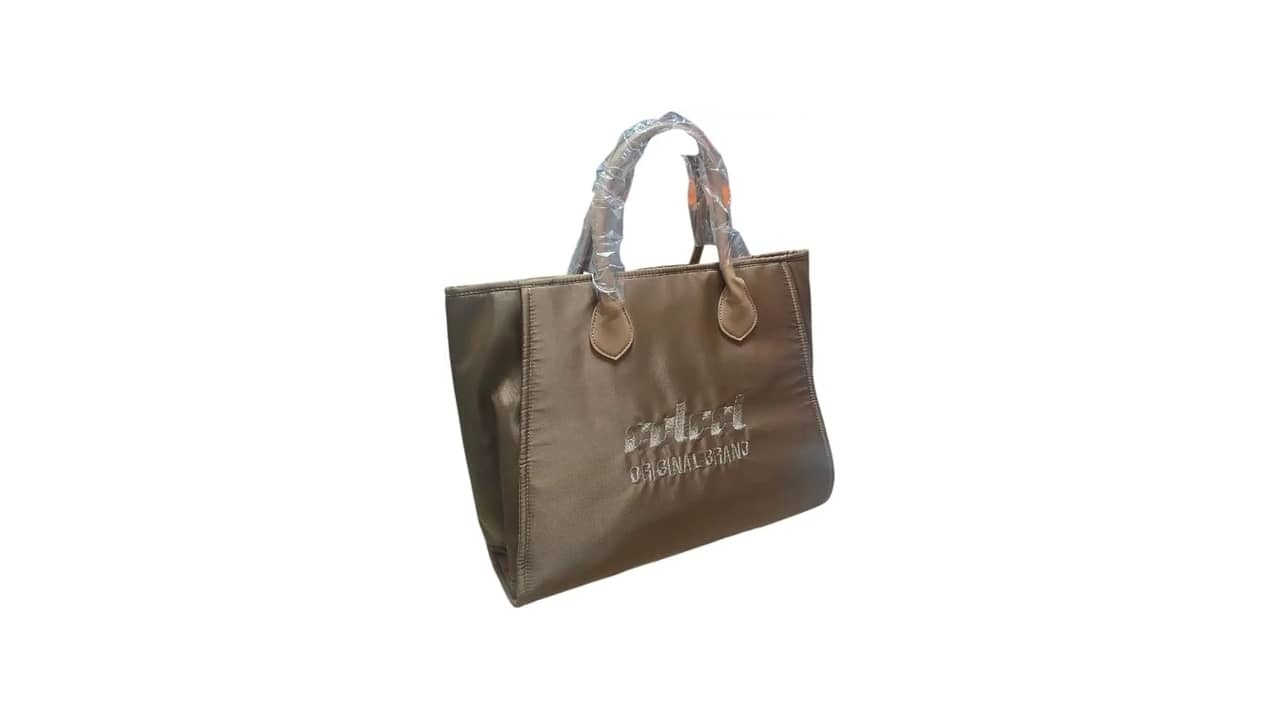 Melhor Bolsa Colcci: Monograma, Estilo e Funcionalidade