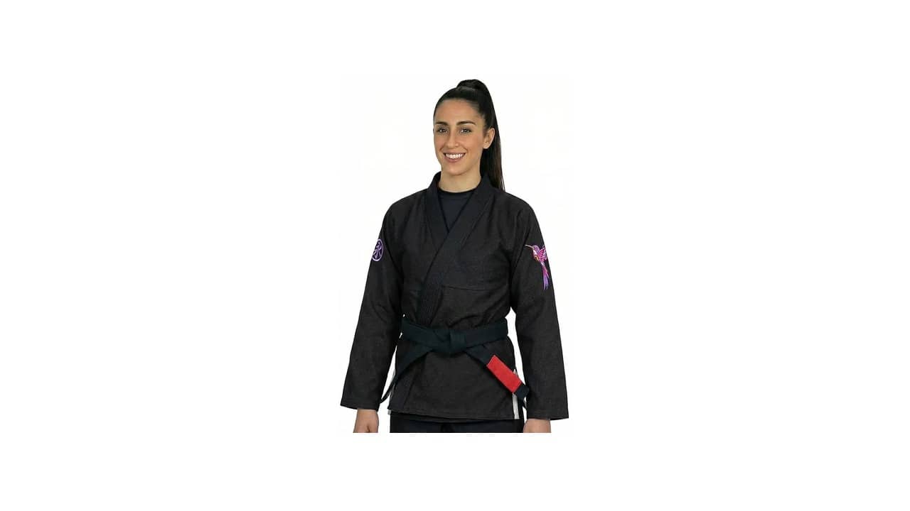 Melhor Kimono Jiu-Jitsu Feminino: Análise de 7 Modelos Top