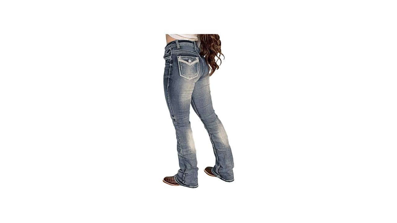 Qual a Melhor Calça Jeans para Quem Tem Barriga? 7 Modelos com Controle de Barriga